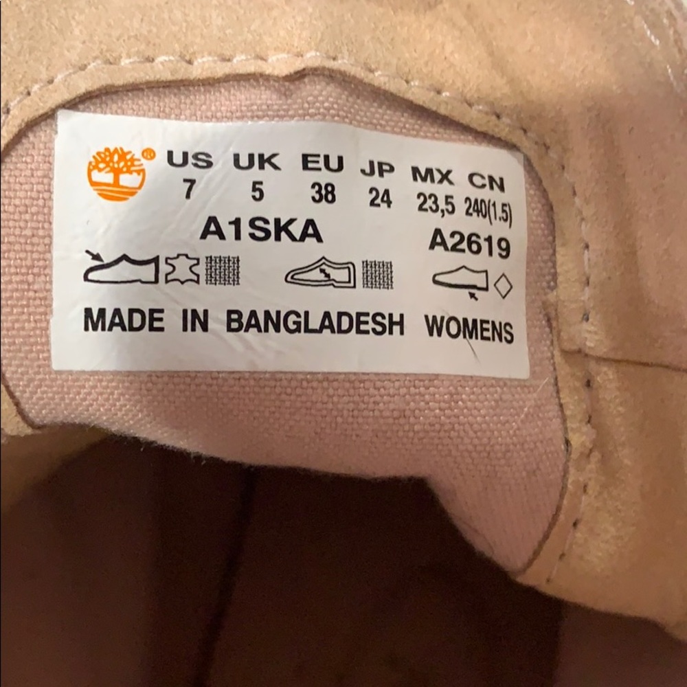 Timberland Pink Boots - Picture 4 of 4